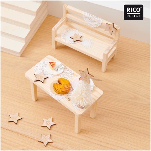 Kuchenset Miniatur Beispiel gedeckter Tisch
